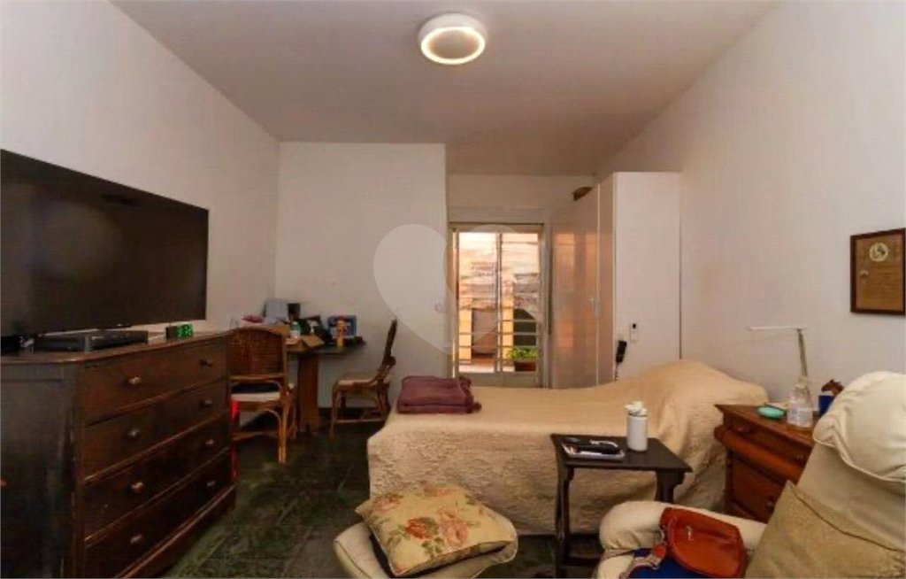 Casa à venda com 4 quartos, sendo 2 suítes,  em Jardim Paulista, São Paulo, SP