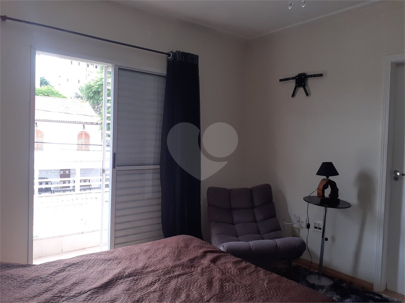Sobrado à venda com 3 suítes em Vila Vitório Mazzei, São Paulo, SP
