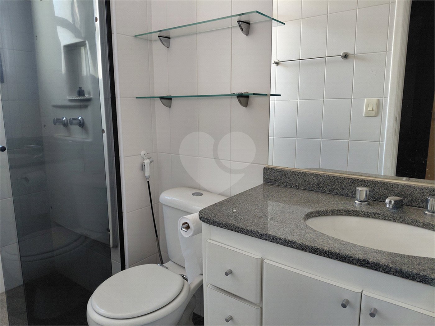 Apartamento à venda com 3 suítes em Vila Romana, São Paulo, SP