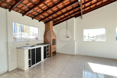 Sobrado à venda com 4 quartos, sendo 1 suíte, em Jardim Ana Maria, Sorocaba, SP