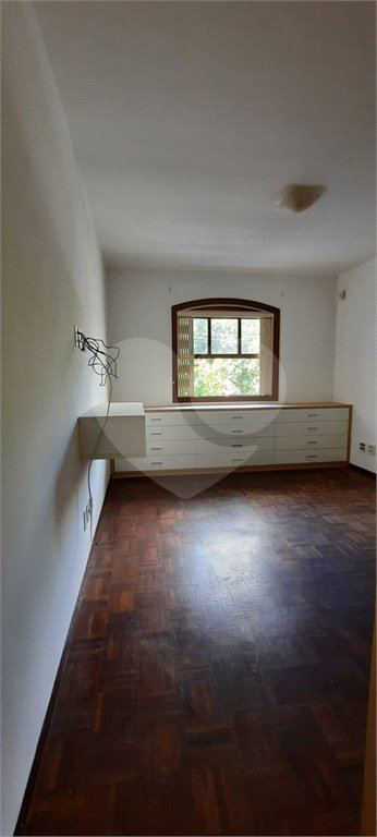 Sobrado à venda com 3 quartos, sendo 1 suíte, em Vila Firmiano Pinto, São Paulo, SP