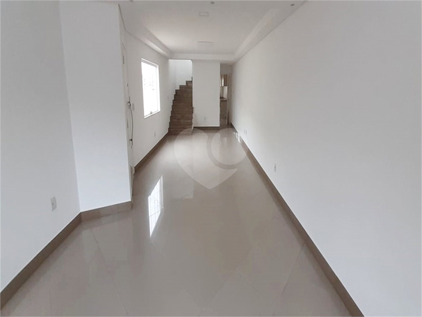 Sobrado à venda com 4 quartos, sendo 3 suítes, em Vila Maria Alta, São Paulo, SP