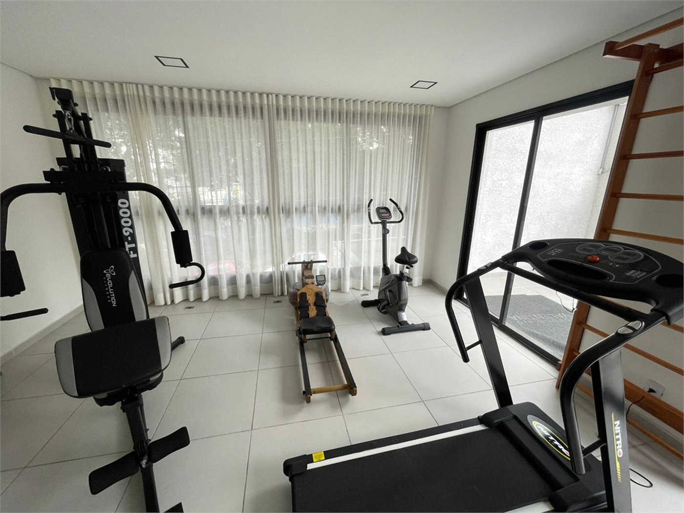 Apartamento à venda com 2 quartos em Vila Guilhermina, São Paulo, SP