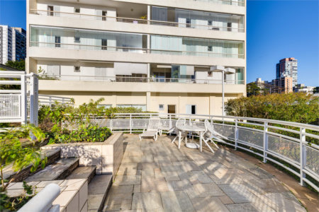 Apartamento à venda com 3 quartos, sendo 1 suíte, em Chácara Santo Antônio (zona Sul), São Paulo, SP