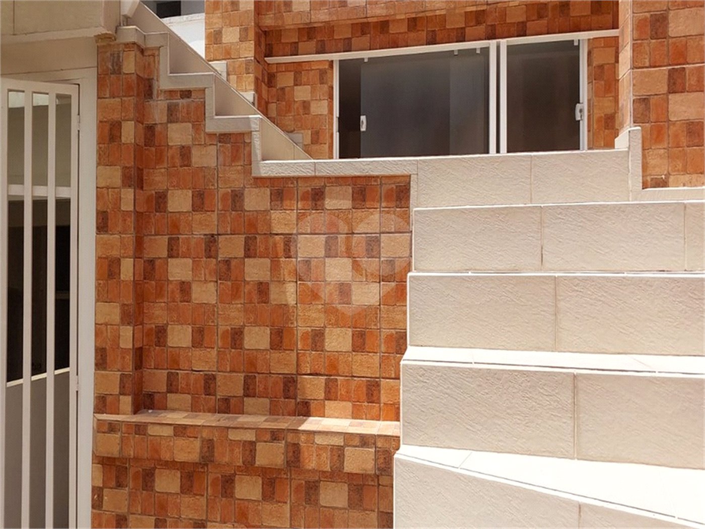 Sobrado à venda com 3 quartos, sendo 2 suítes, em Vila Paulicéia, São Paulo, SP