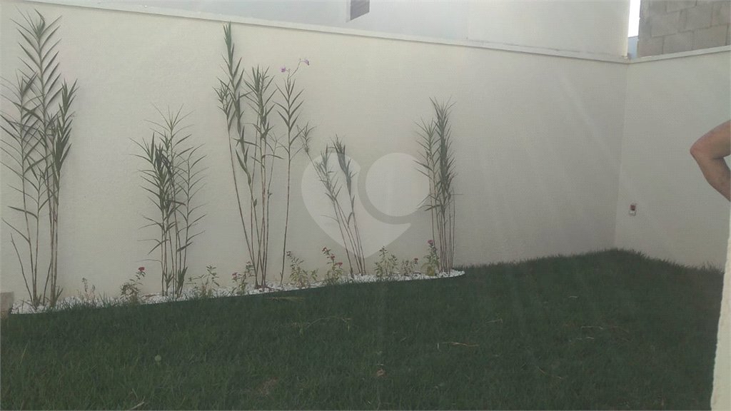 Casa à venda com 3 quartos, sendo 1 suíte, no condomínio Terras da Estância, Paulínia - SP