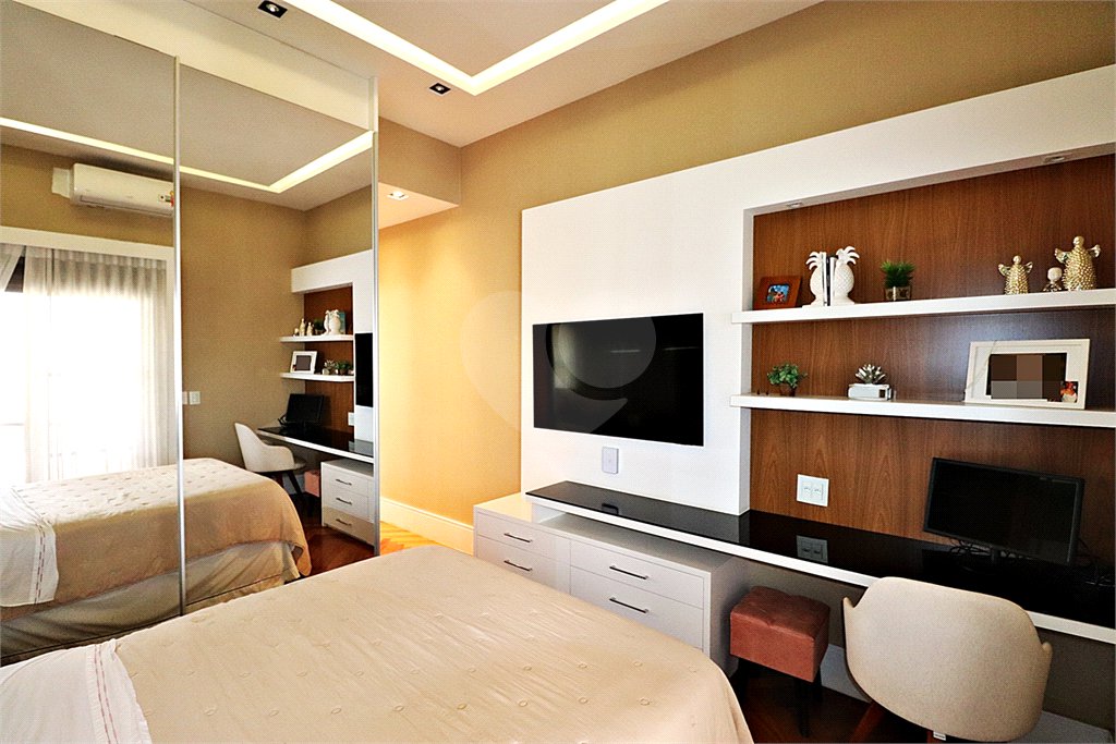 Apartamento à venda com 4 quartos, sendo 3 suítes, em Santana, São Paulo, SP