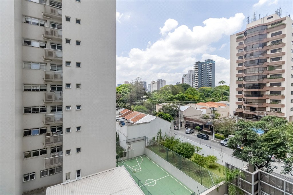 Apartamento à venda com 1 quarto em Moema, São Paulo, SP