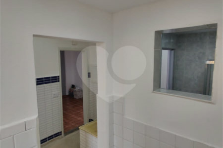 Apartamento à venda com 2 quartos em Luz, São Paulo, SP