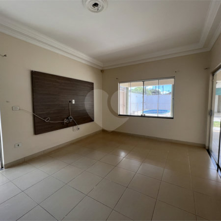 Casa à venda com 3 quartos, sendo 1 suíte,  em Jardim Primaveril, Três Lagoas, MS