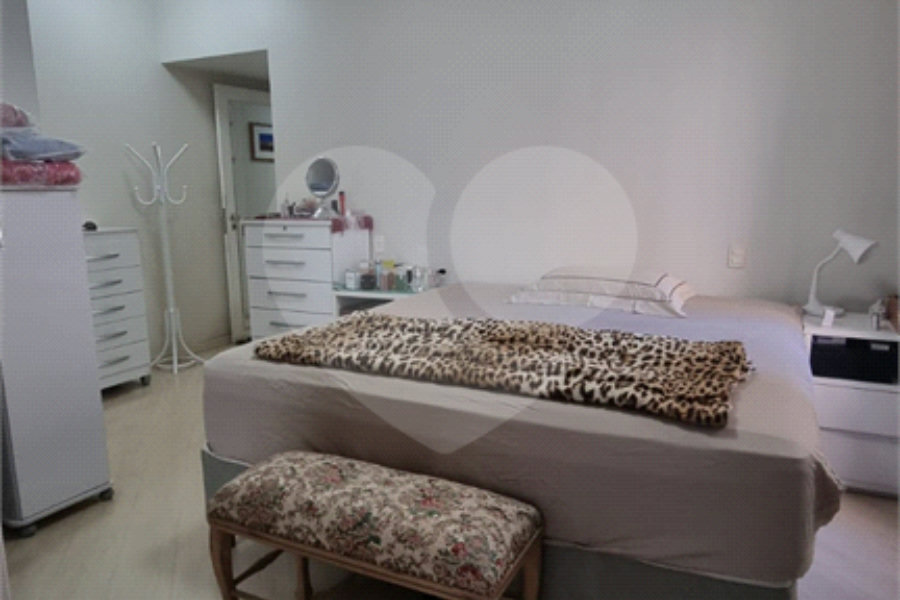 Apartamento à venda com 3 quartos, sendo 1 suíte, em Bela Vista, São Paulo, SP