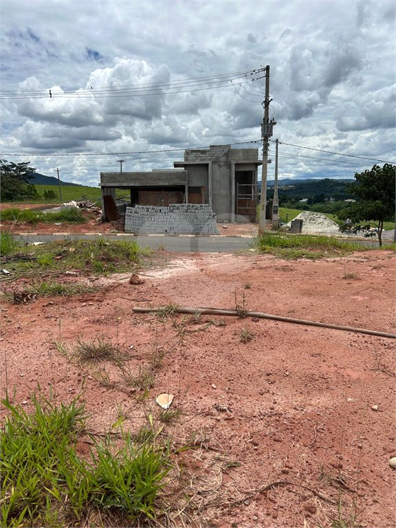 Terreno à venda no condomínio Altos da Floresta, Bom Jesus dos Perdões - SP