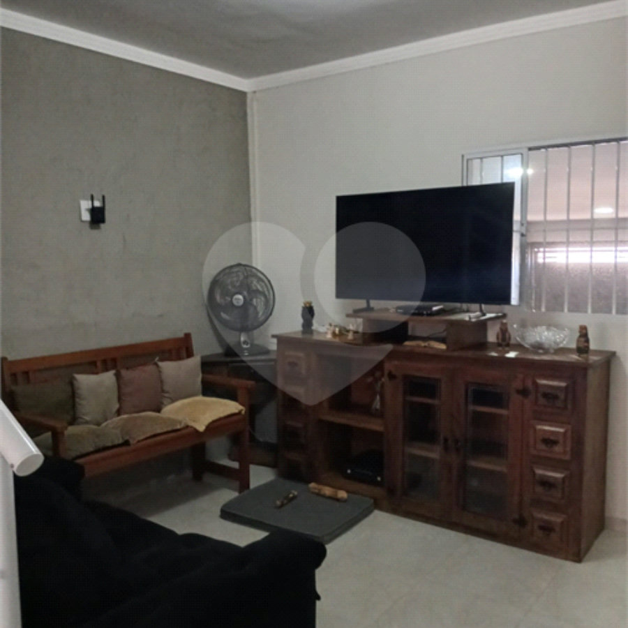 Sobrado com acessibilidade com 3 dormitórios