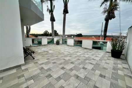 Casa à venda com 4 suítes em Vila Mazarino, Itapetininga, SP
