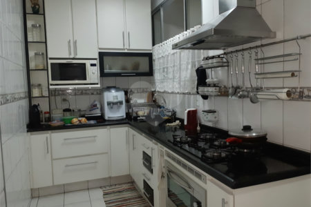 Apartamento à venda com 3 quartos, sendo 2 suítes, em Pinheiros, São Paulo, SP