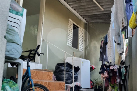 Sobrado à venda com 3 quartos em Vila Basileia, São Paulo, SP