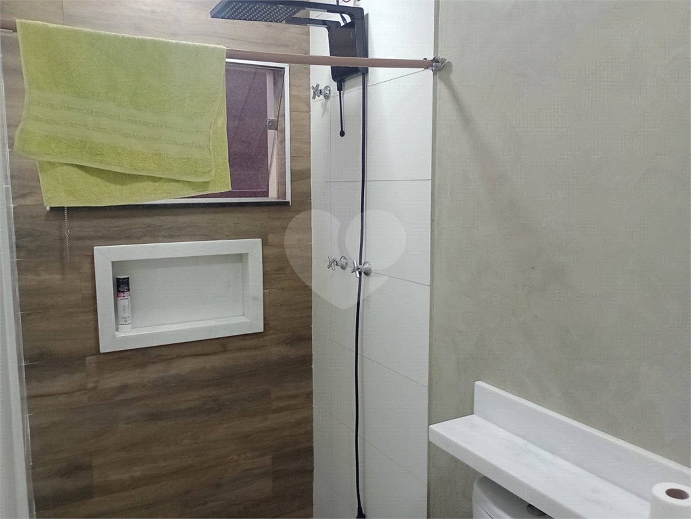 Casa à venda ou para alugar com 3 quartos, sendo 1 suíte, em Jardim Alvorada, Itapetininga, SP