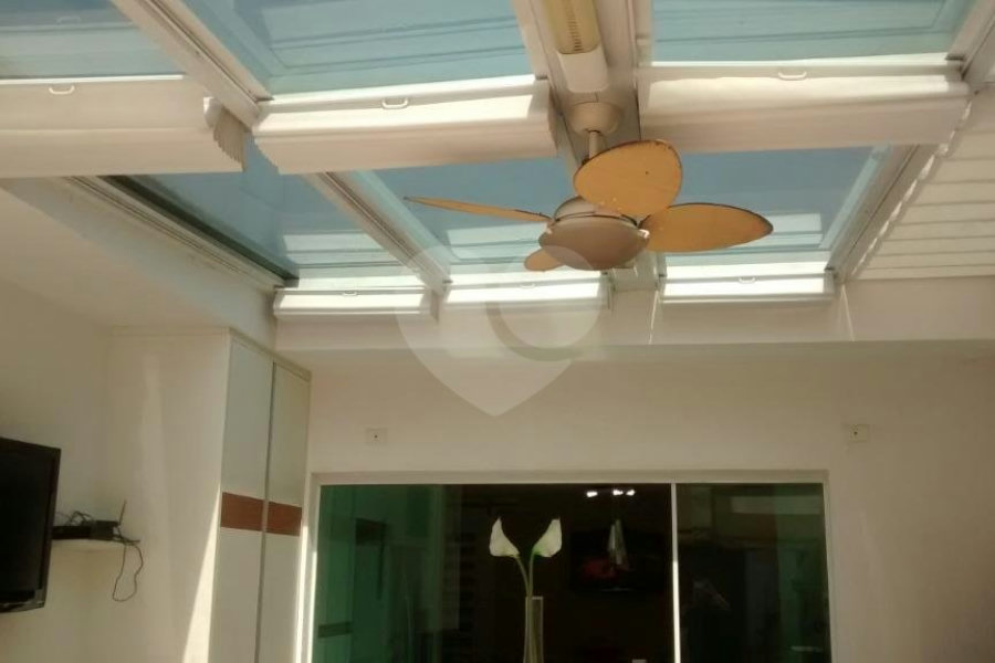 Sobrado à venda com 4 suítes em Tremembé, São Paulo, SP