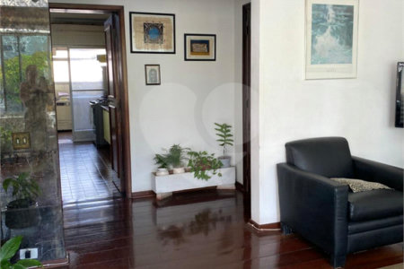 Apartamento à venda com 3 quartos, sendo 1 suíte, em Vila Nova Conceição, São Paulo, SP