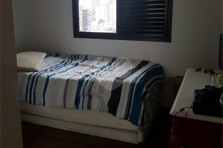 Apartamento à venda com 3 quartos, sendo 1 suíte, em Jardim São Paulo(zona Norte), São Paulo, SP