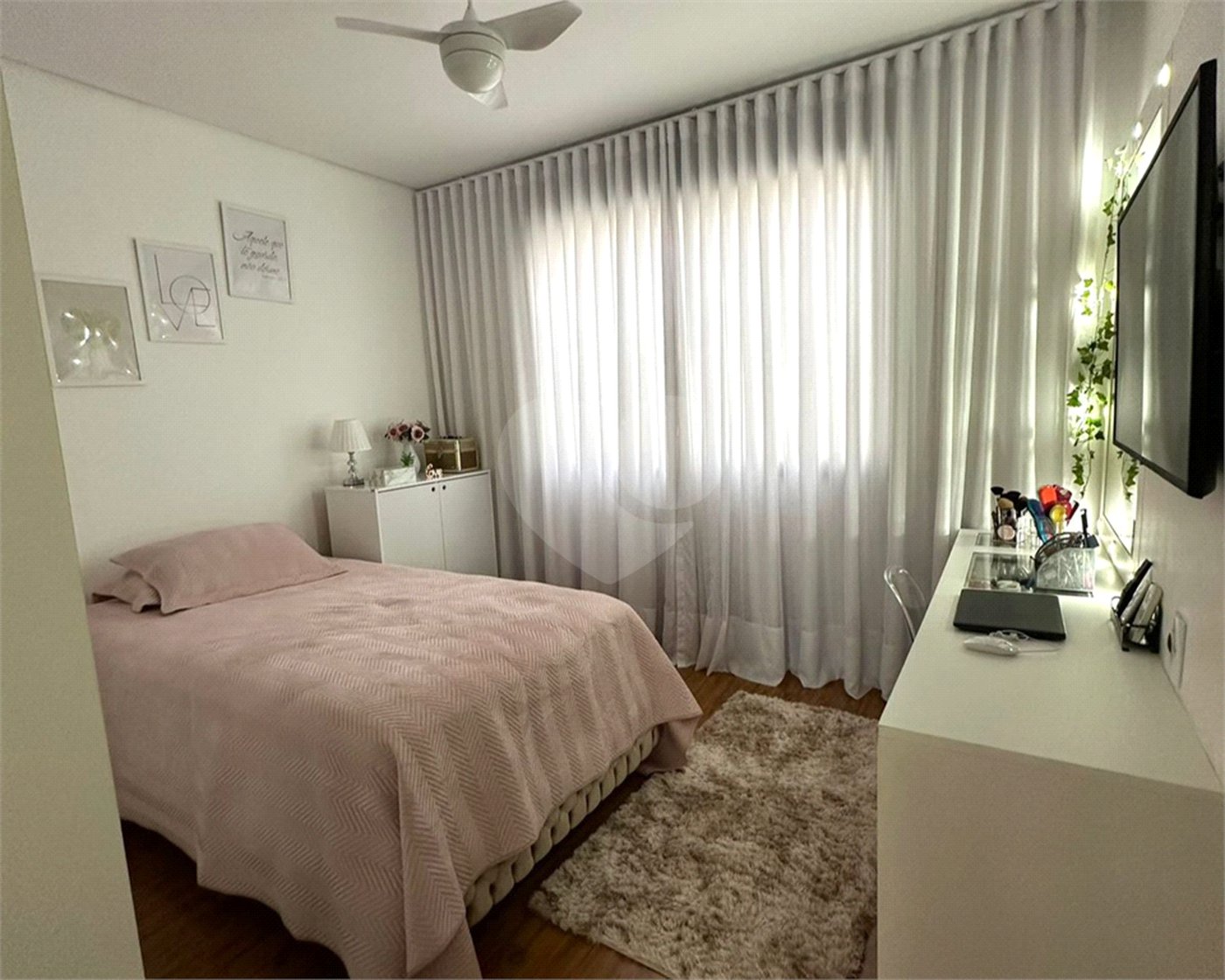 Casa à venda com 3 suítes no condomínio Giverny, Sorocaba - SP