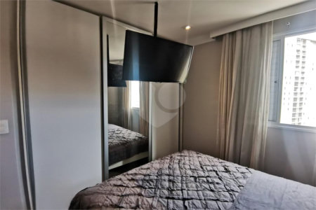 Apartamento à venda com 2 quartos em Parque Reboucas, São Paulo, SP
