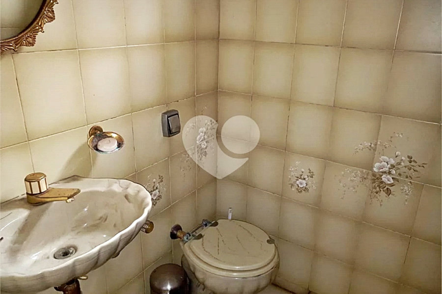 Sobrado à venda ou para alugar com 4 quartos, sendo 1 suíte, em Jardim França, São Paulo, SP