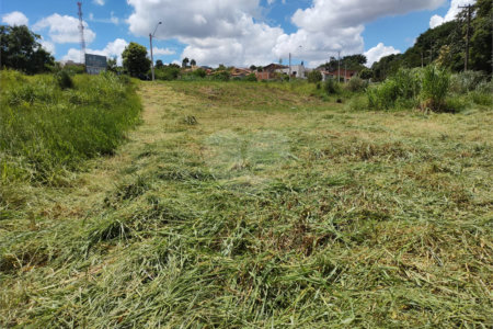 Terreno à venda no condomínio Residencial Quinta do Pradinho, Valinhos - SP