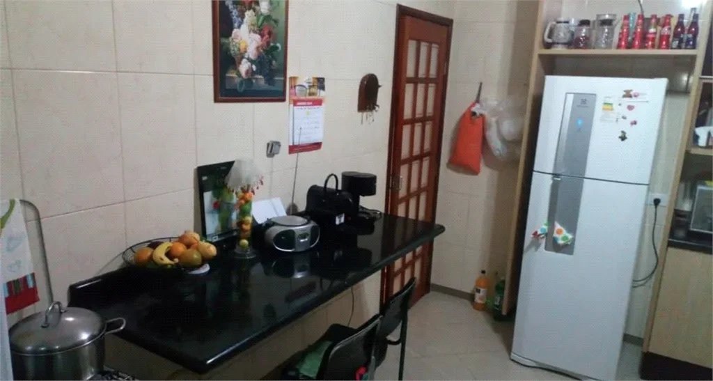 Sobrado à venda com 2 quartos em Jardim Rosemary, Cotia, SP