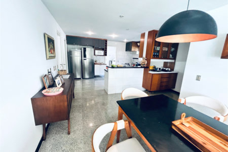 Casa à venda com 8 quartos, sendo 7 suítes, em Barra da Tijuca, Rio de Janeiro, RJ