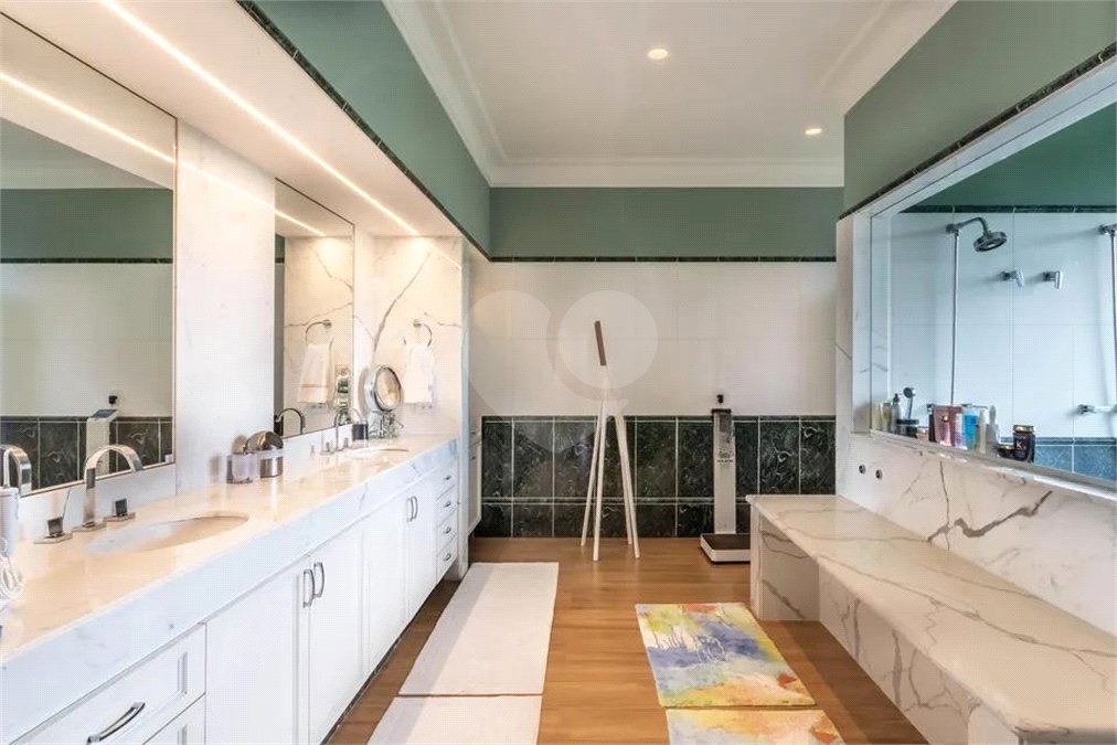 Casa à venda com 4 suítes no condomínio Ville D´asolo, São Paulo - SP