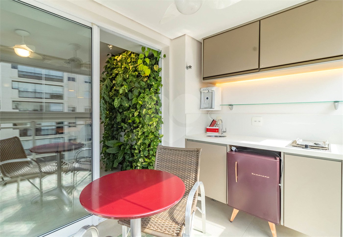 Apartamento para alugar com 1 suíte em Alto de Pinheiros, São Paulo, SP