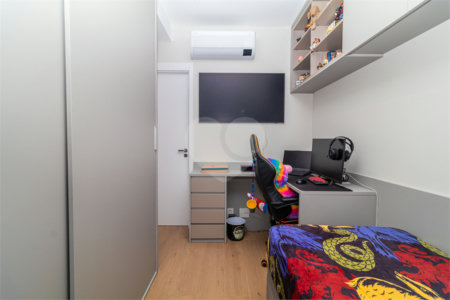 Apartamento à venda com 3 suítes em Jardim Prudência, São Paulo, SP