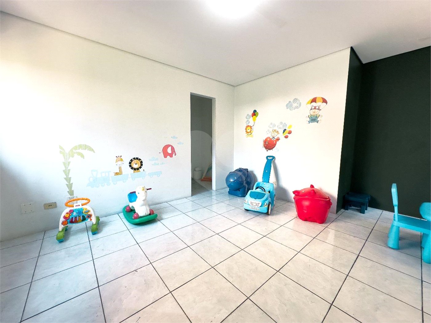 Cobertura à venda com 3 quartos, sendo 1 suíte, em Vila Andrade, São Paulo, SP