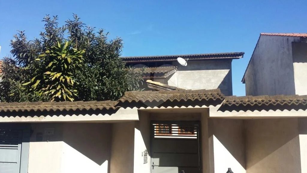 Sobrado à venda com 5 quartos, sendo 3 suítes, em Tremembé, São Paulo, SP