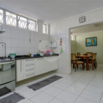 Casa Térrea à venda com 5 quartos, sendo 4 suítes, em Interlagos, São Paulo, SP
