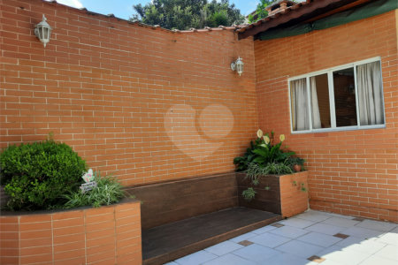 Sobrado à venda com 3 quartos, sendo 1 suíte, em Brooklin Velho, São Paulo, SP
