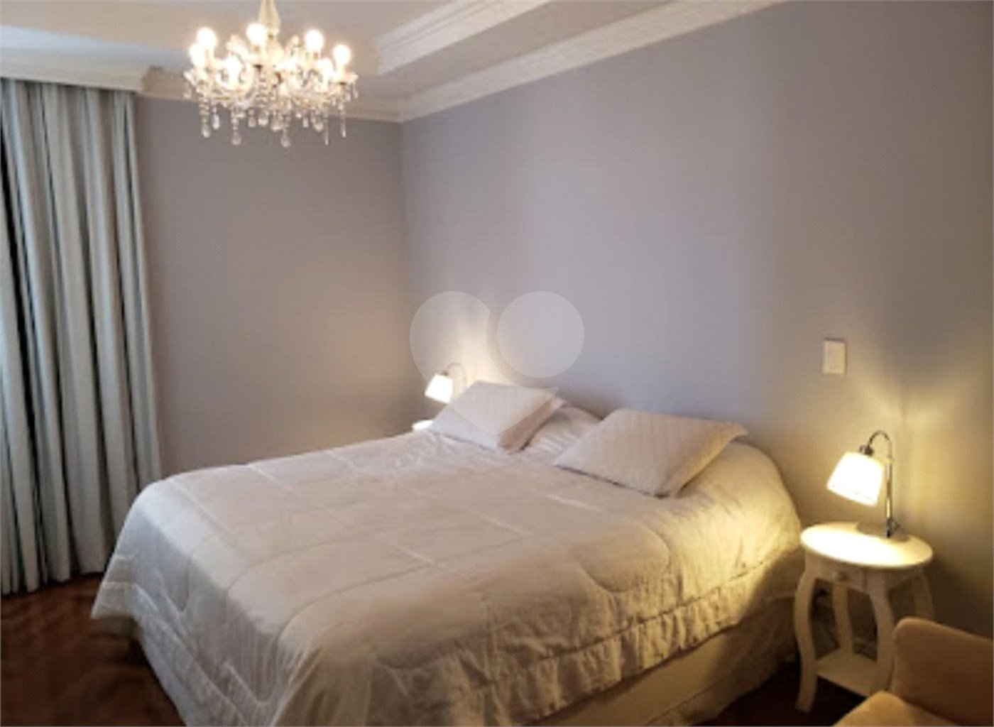 Apartamento à venda com 3 quartos, sendo 1 suíte,  em Jardim América, São Paulo, SP