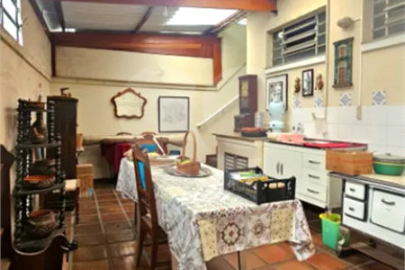 Casa de Vila à venda com 4 quartos, sendo 2 suítes, em Sumarezinho, São Paulo, SP