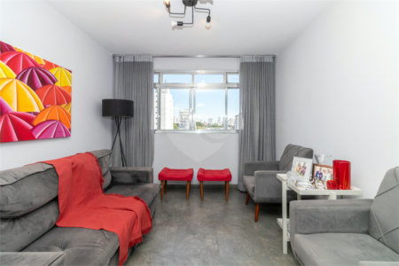 Apartamento à venda com 2 quartos em Moema, São Paulo, SP