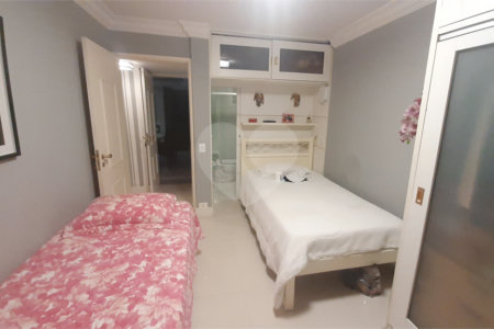 Apartamento à venda com 3 quartos, sendo 2 suítes, em Sumaré, São Paulo, SP