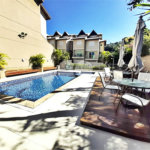 Casa à venda com 5 quartos, sendo 2 suítes, no condomínio Florada da Serra, São Paulo - SP