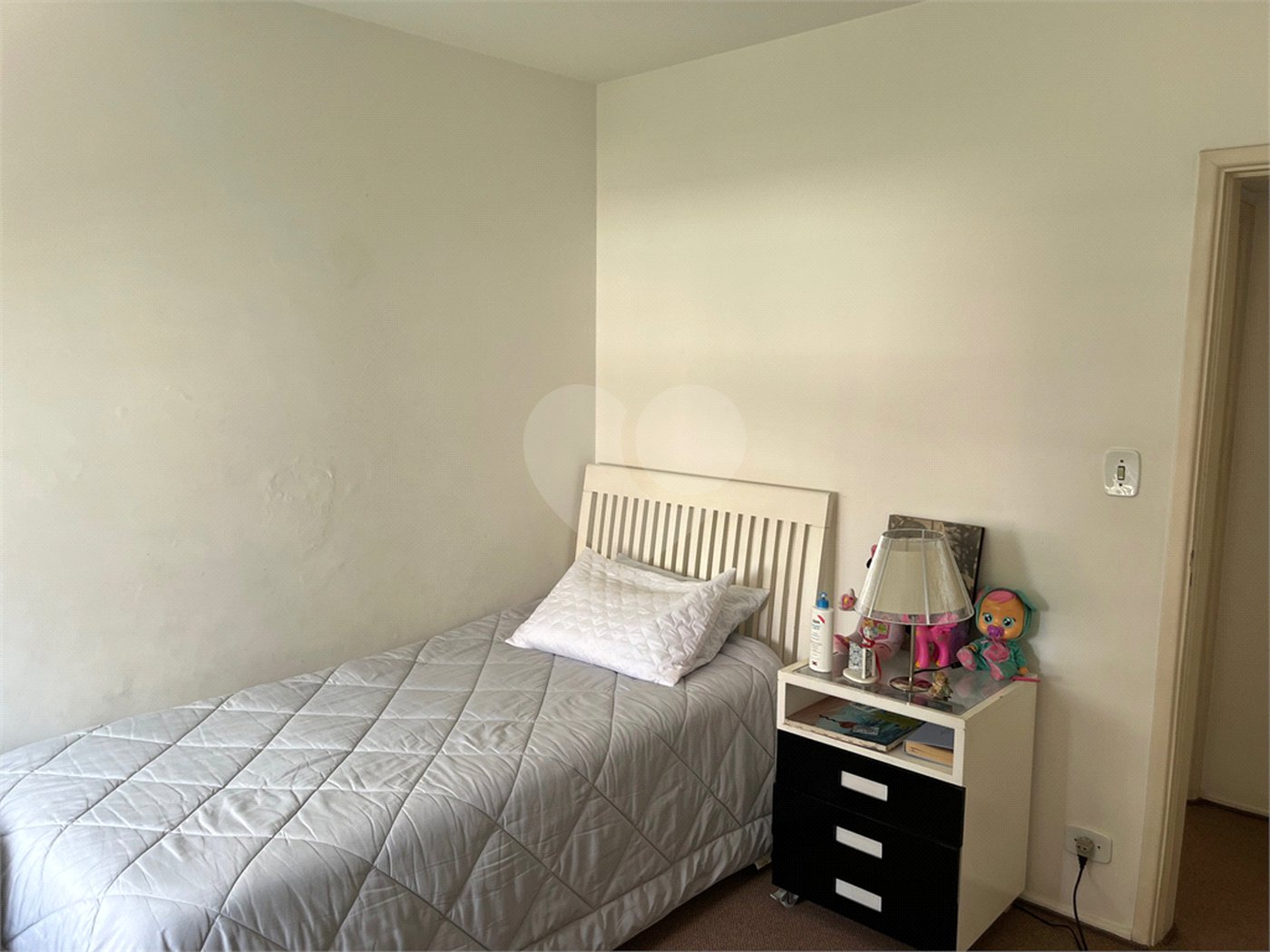 Apartamento à venda com 3 quartos, sendo 1 suíte,  em Itaim Bibi, São Paulo, SP