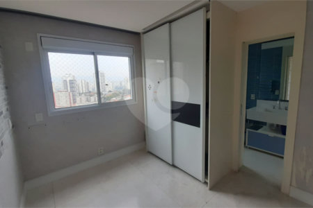 Apartamento à venda com 3 suítes em Santana, São Paulo, SP