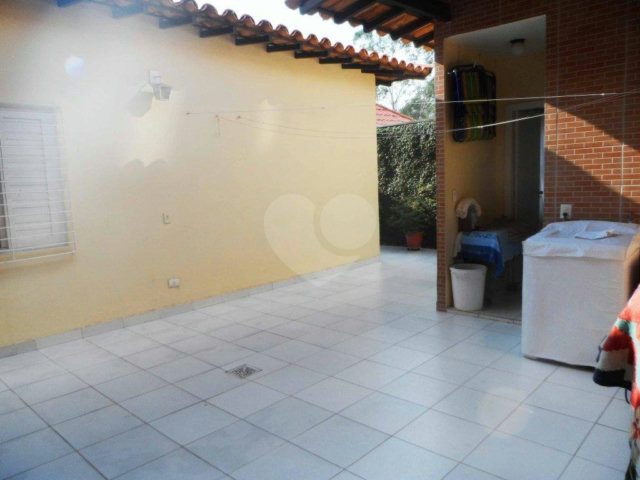 Sobrado à venda com 3 quartos, sendo 1 suíte,  em Jardim Marajoara, São Paulo, SP