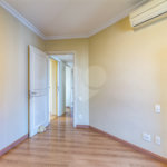 Apartamento à venda com 3 quartos, sendo 2 suítes, em Vila Andrade, São Paulo, SP