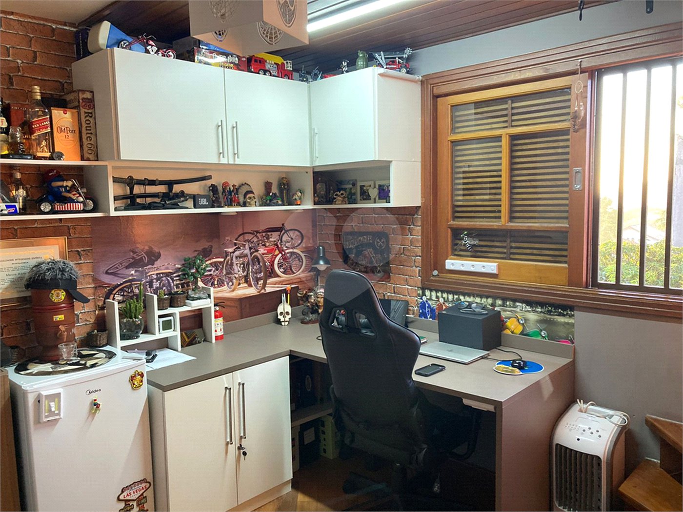 Casa à venda com 3 quartos, sendo 1 suíte, no condomínio Barbará II, São Paulo - SP