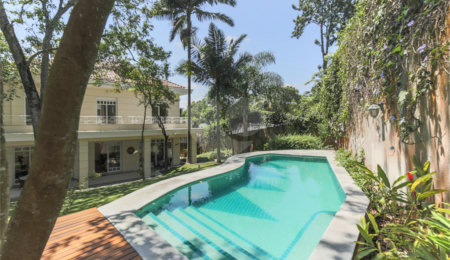 Casa à venda com 5 suítes no condomínio Chácara Flora, São Paulo - SP