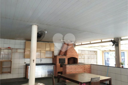 Sobrado à venda com 7 quartos, sendo 1 suíte, em Vila Maria Baixa, São Paulo, SP