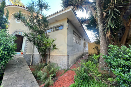 Casa à venda com 4 quartos, sendo 1 suíte,  em Jardim Colombo, São Paulo, SP